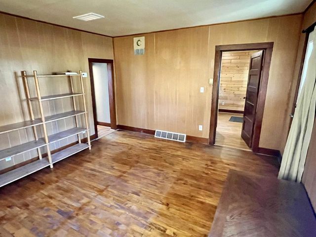 825 Mill Street, Hillsboro, WI 54634