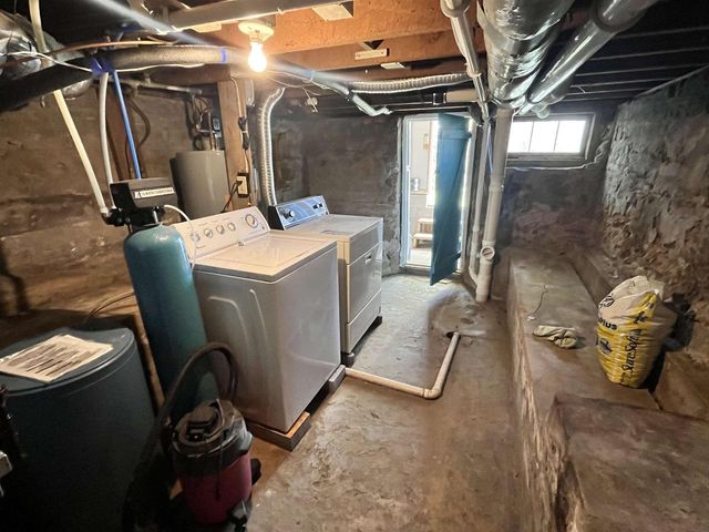 825 Mill Street, Hillsboro, WI 54634