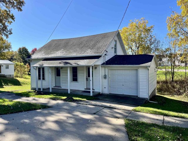 825 Mill Street, Hillsboro, WI 54634