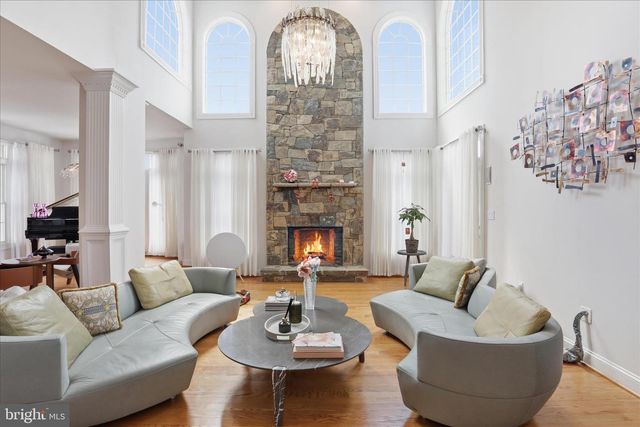 4022 ANNANDALE RD, Annandale, VA 22003