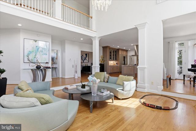 4022 ANNANDALE RD, Annandale, VA 22003
