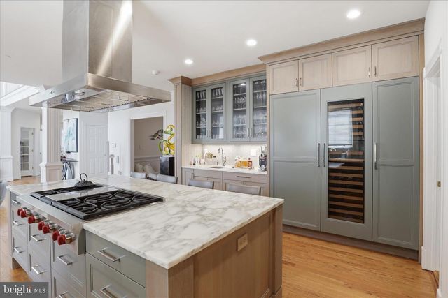 4022 ANNANDALE RD, Annandale, VA 22003