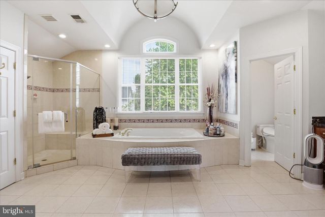 4022 ANNANDALE RD, Annandale, VA 22003