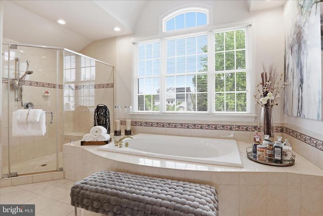 4022 ANNANDALE RD, Annandale, VA 22003