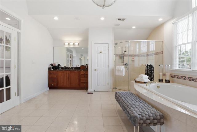 4022 ANNANDALE RD, Annandale, VA 22003
