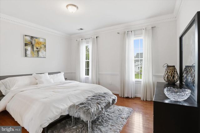 4022 ANNANDALE RD, Annandale, VA 22003