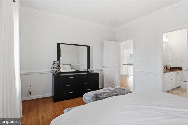 4022 ANNANDALE RD, Annandale, VA 22003