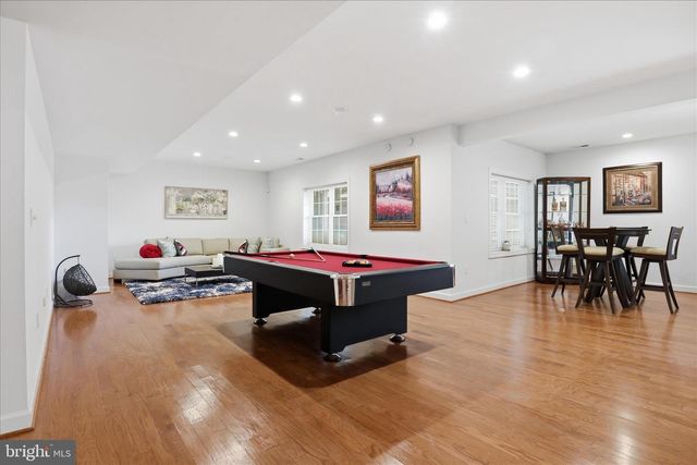 4022 ANNANDALE RD, Annandale, VA 22003