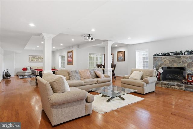 4022 ANNANDALE RD, Annandale, VA 22003