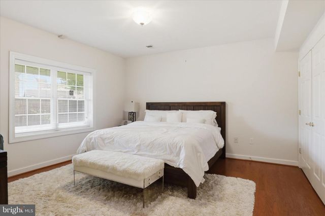 4022 ANNANDALE RD, Annandale, VA 22003