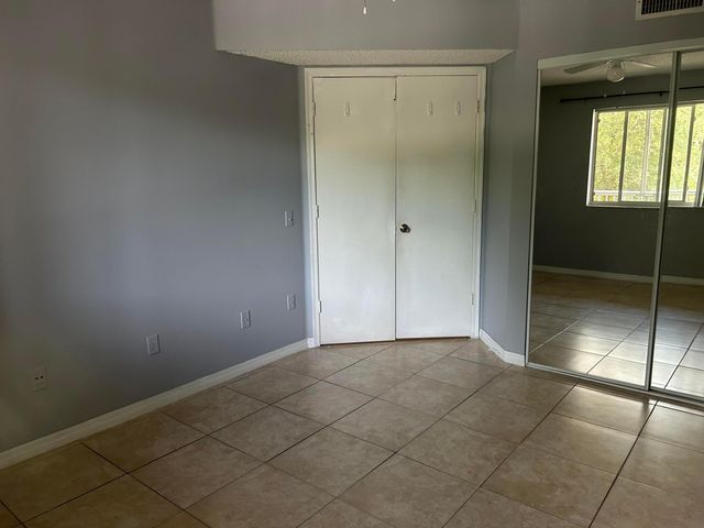 410 S Park 1-204, Hollywood, FL 33021