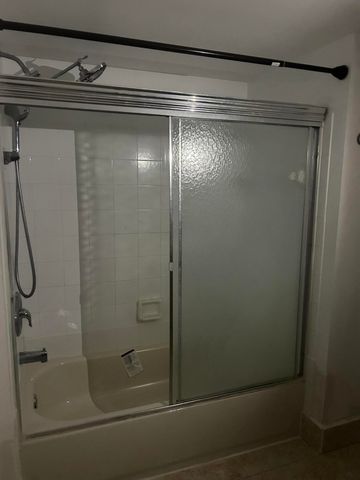 410 S Park 1-204, Hollywood, FL 33021