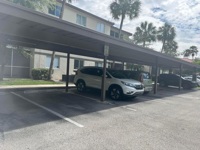 410 S Park 1-204, Hollywood, FL 33021