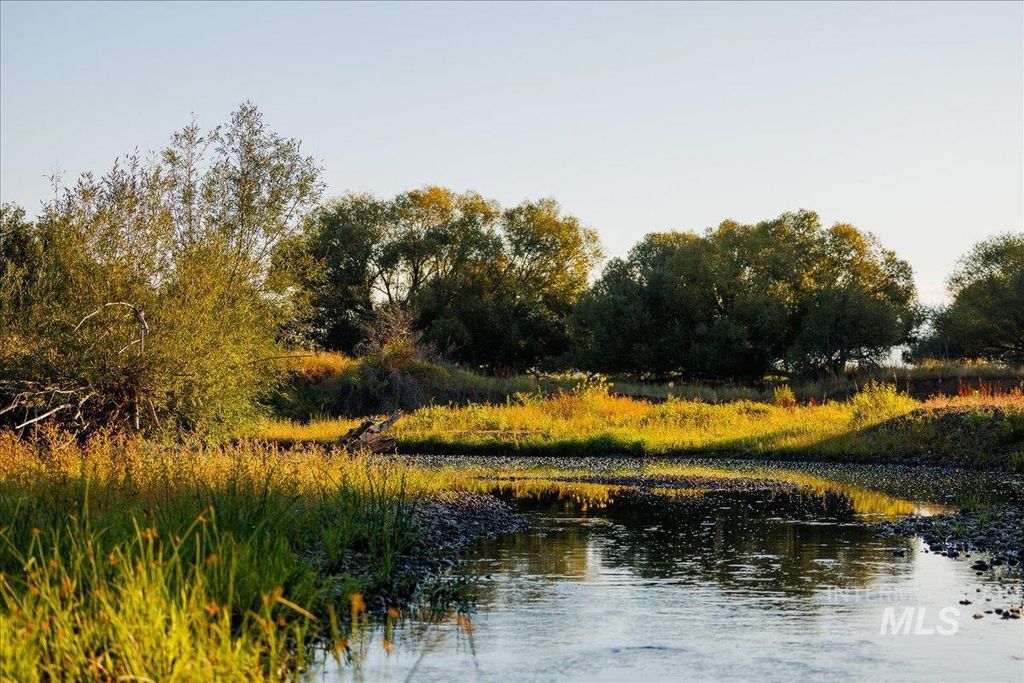 3127 Us Hwy 95, Cambridge, ID 83610