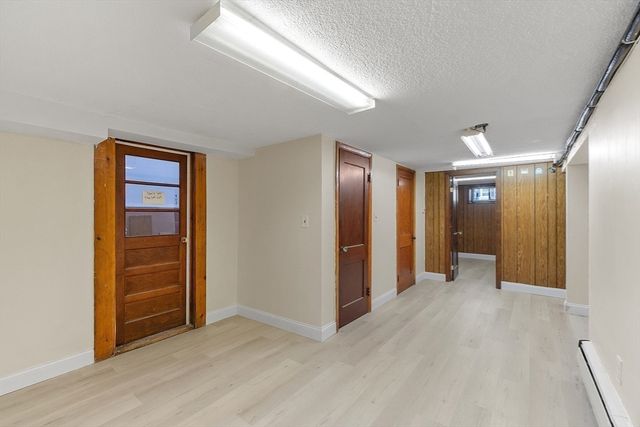 3 South Amos St, Tewksbury, MA 01876