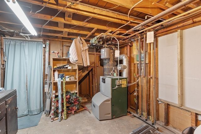 3 South Amos St, Tewksbury, MA 01876