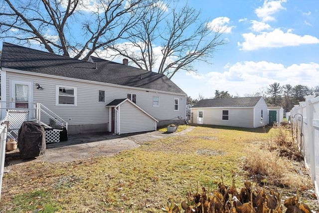 3 South Amos St, Tewksbury, MA 01876