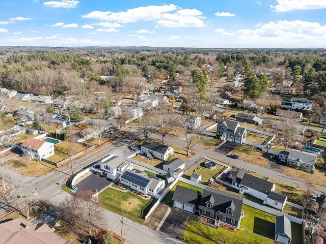 3 South Amos St, Tewksbury, MA 01876