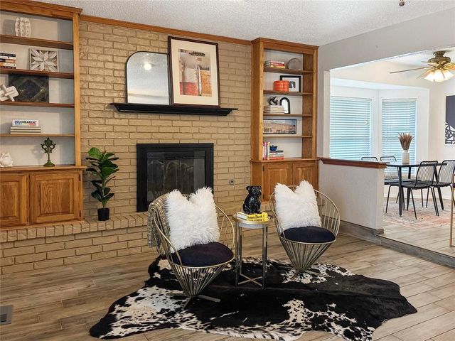 1743 E Ridgeview Terrace, Mustang, OK 73064