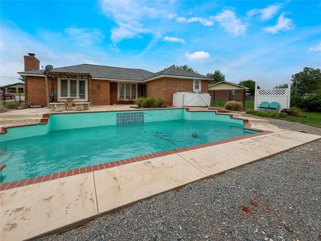 1743 E Ridgeview Terrace, Mustang, OK 73064