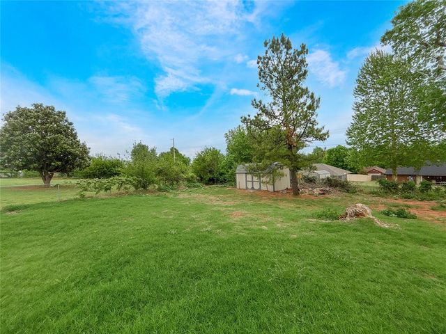 1743 E Ridgeview Terrace, Mustang, OK 73064