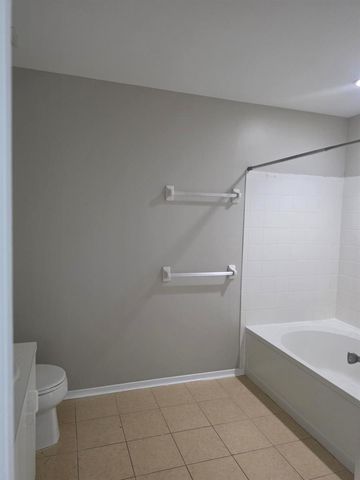 51 Whitehead Circle 51, Weston, FL 33326