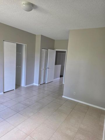 51 Whitehead Circle 51, Weston, FL 33326