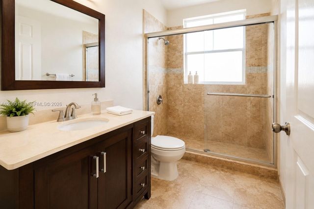 16474 SW 84th Street, Miami, FL 33193