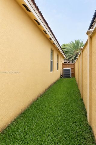 16474 SW 84th Street, Miami, FL 33193
