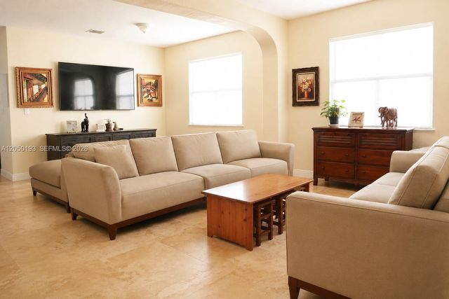 16474 SW 84th Street, Miami, FL 33193