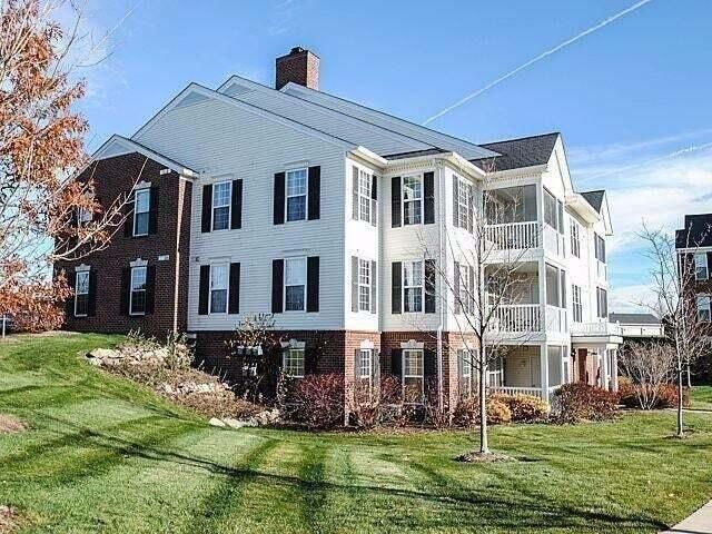 856 E Summerfield Glen Circle 117, Scio Twp, MI 48103