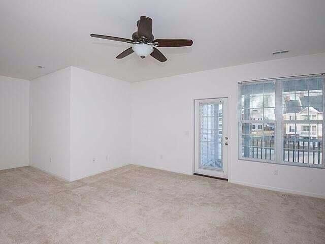 856 E Summerfield Glen Circle 117, Scio Twp, MI 48103