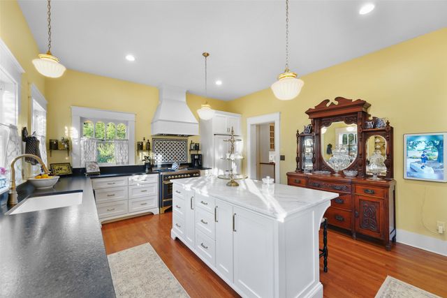 406 Griffith Avenue, Terrell, TX 75160