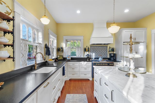 406 Griffith Avenue, Terrell, TX 75160