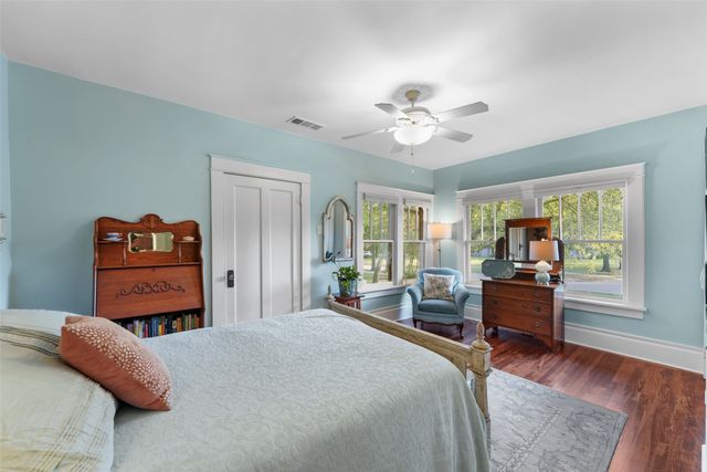 406 Griffith Avenue, Terrell, TX 75160