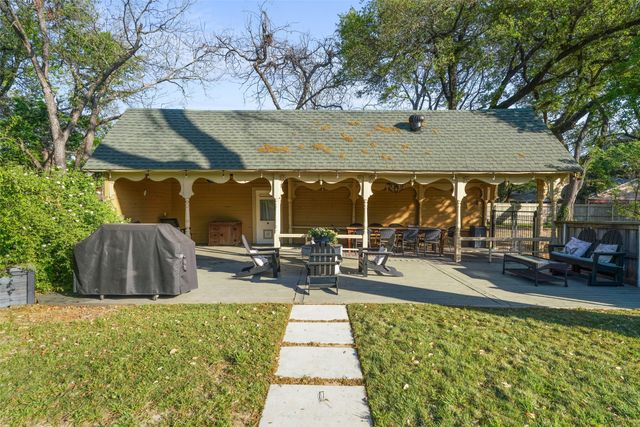 406 Griffith Avenue, Terrell, TX 75160
