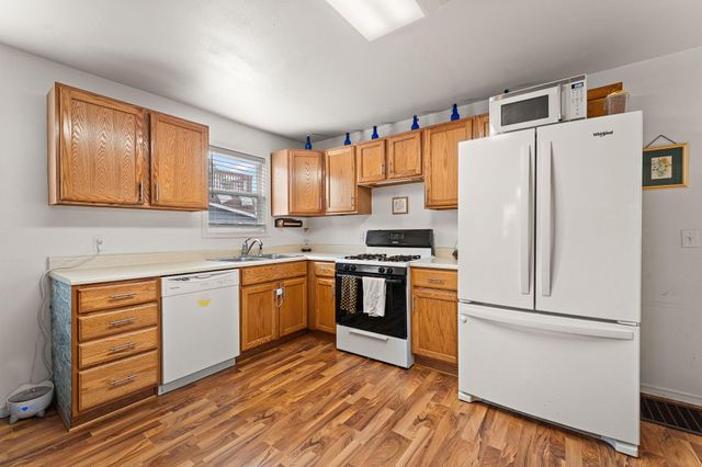 108 Sutherland Street, La Porte, IN 46350