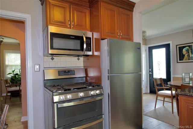 145 Wilton Street, New Hyde Park, NY 11040