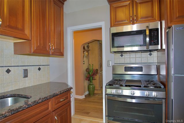 145 Wilton Street, New Hyde Park, NY 11040