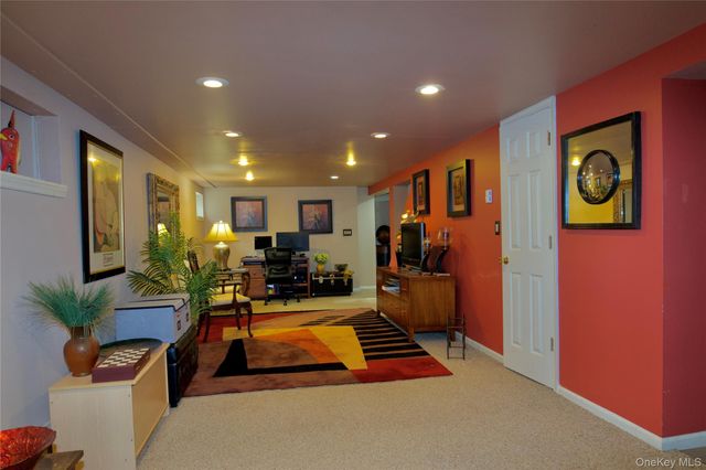 145 Wilton Street, New Hyde Park, NY 11040