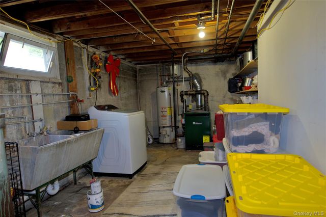 145 Wilton Street, New Hyde Park, NY 11040