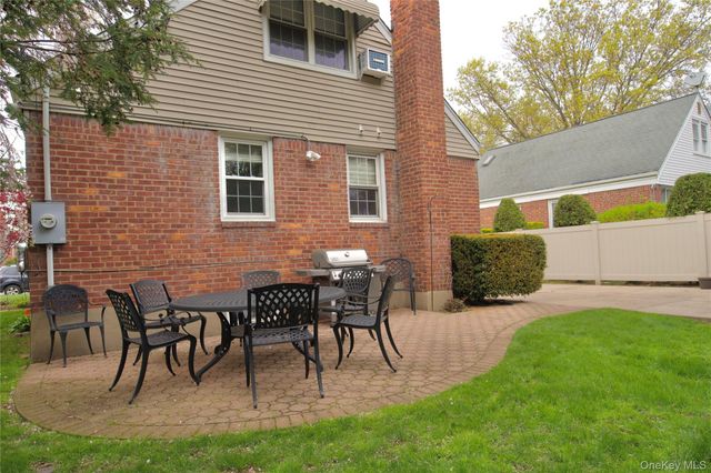 145 Wilton Street, New Hyde Park, NY 11040