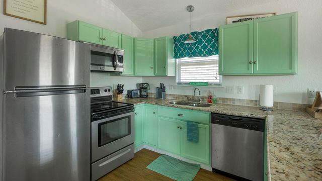 1110 Treaty Drive, Surfside Beach, TX 77541