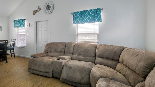 1110 Treaty Drive, Surfside Beach, TX 77541