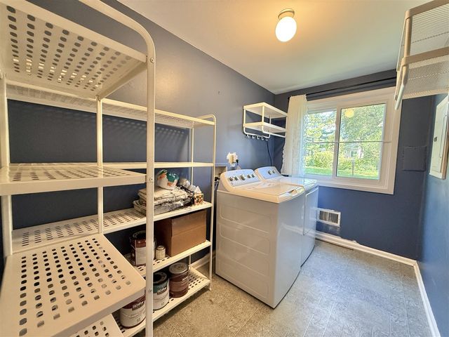 2183 Hemlock Drive, Ann Arbor, MI 48108