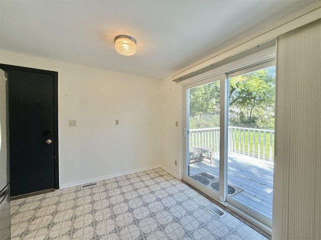 2183 Hemlock Drive, Ann Arbor, MI 48108