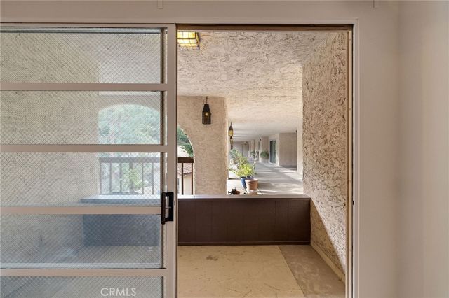 5718 Ravenspur Drive 305, Rancho Palos Verdes, CA 90275