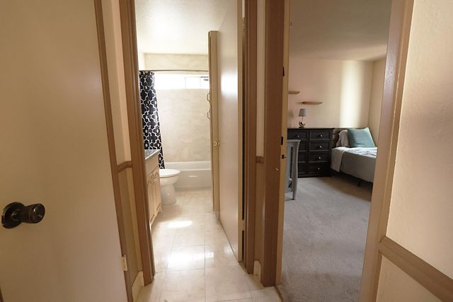 300 Los Verdes Ct, Modesto, CA 95354