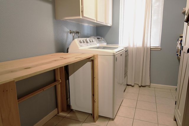 300 Los Verdes Ct, Modesto, CA 95354