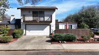 300 Los Verdes Ct, Modesto, CA 95354